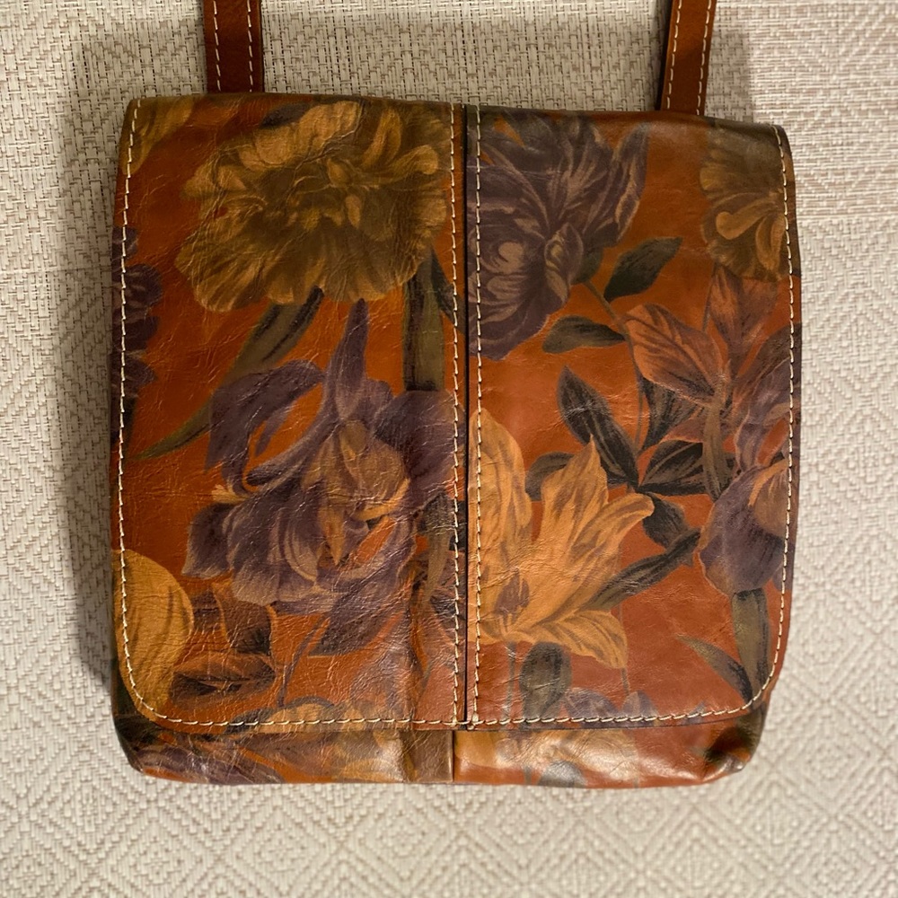 Patricia Nash beautiful embossed crossbody bag